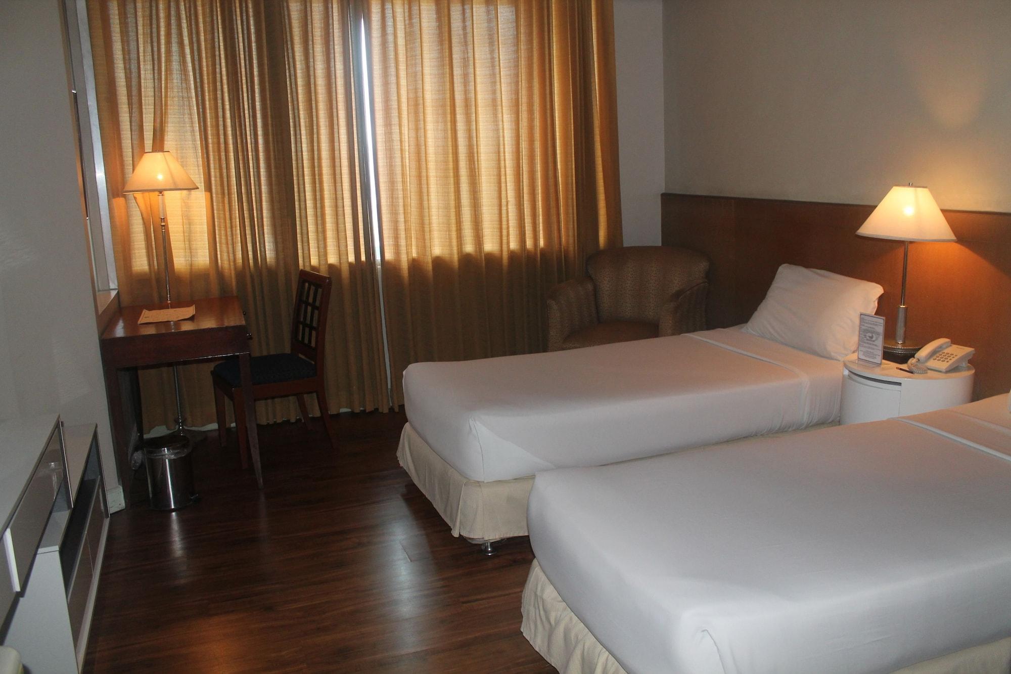 Pearl Manila Hotel Kültér fotó